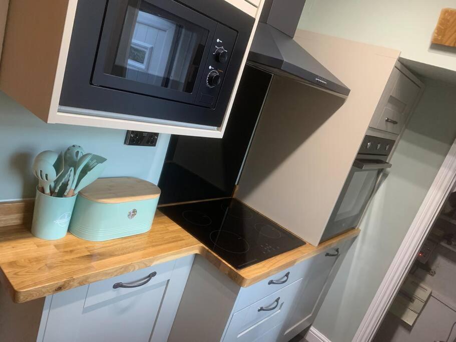 Quaint 1 Bedroom Cottage In Pudsey, Leeds Ngoại thất bức ảnh