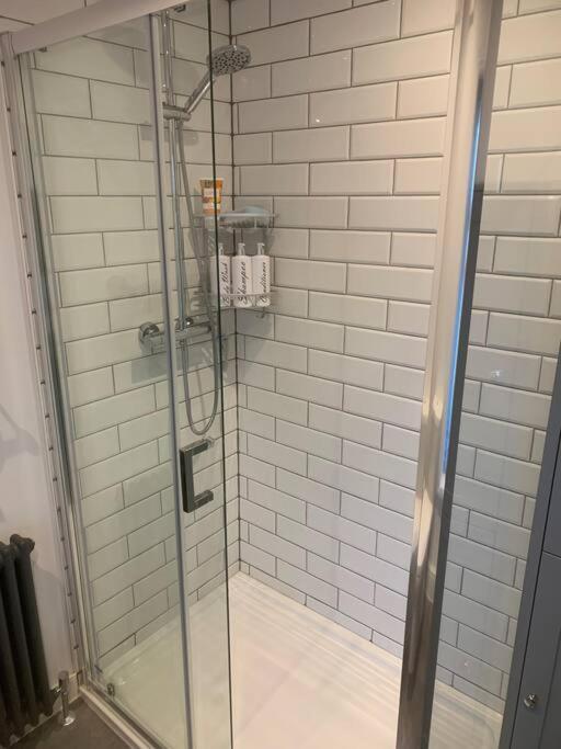 Quaint 1 Bedroom Cottage In Pudsey, Leeds Ngoại thất bức ảnh
