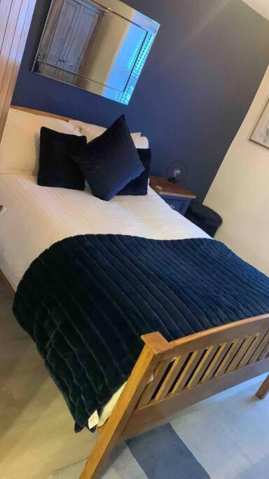 Quaint 1 Bedroom Cottage In Pudsey, Leeds Ngoại thất bức ảnh